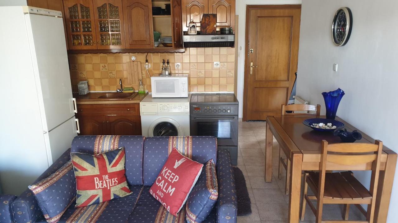 Gouris Appartements Nea Kallikrateia Bagian luar foto