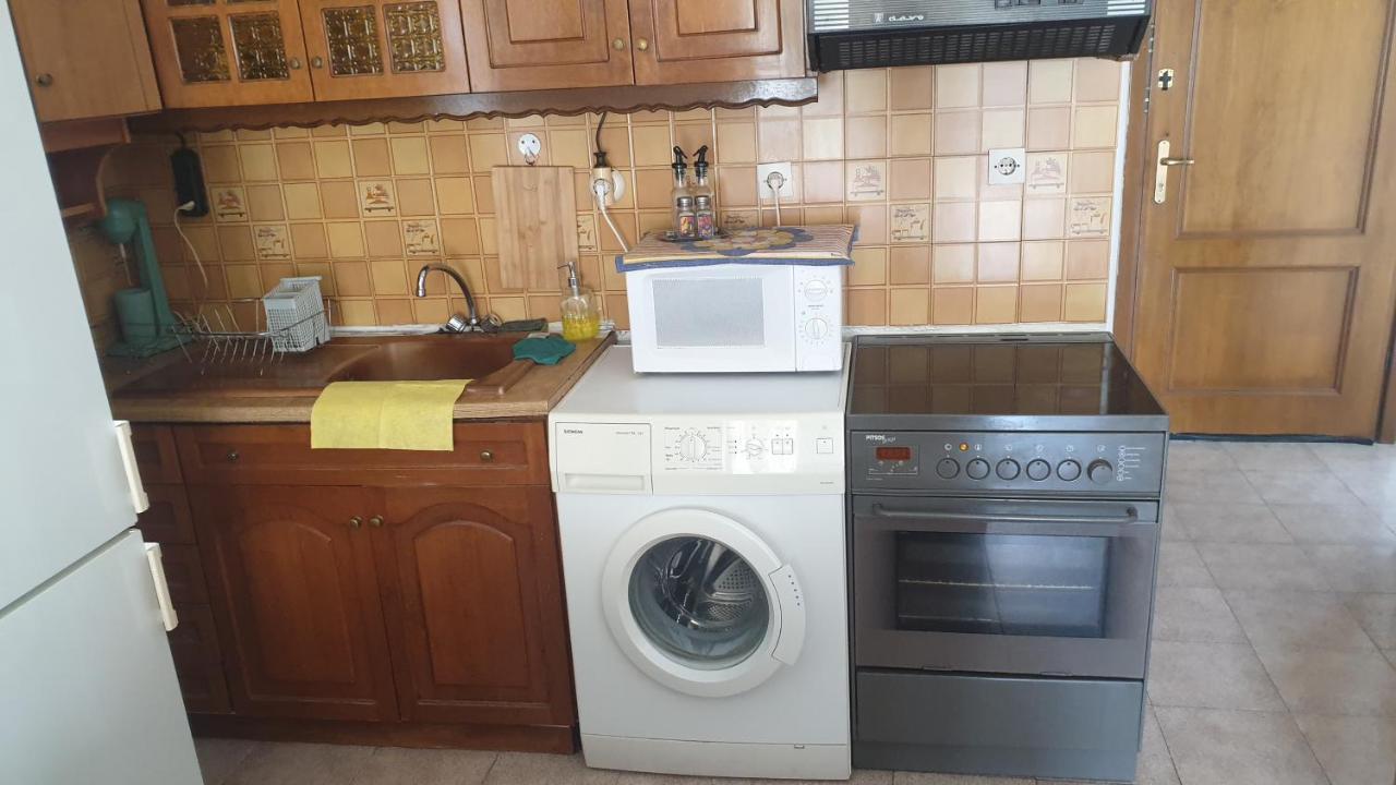 Gouris Appartements Nea Kallikrateia Bagian luar foto